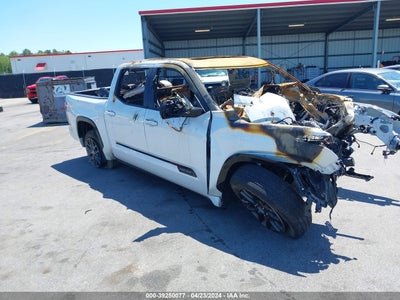 TOYOTA TUNDRA 2023