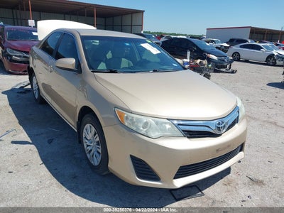 TOYOTA CAMRY 2012