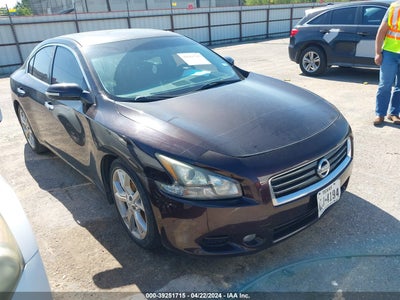 Nissan Maxima 2012