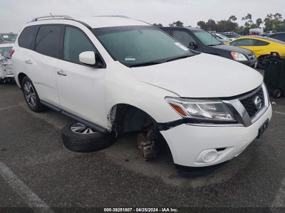 Nissan Pathfinder 2015