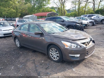 Nissan Altima 2015