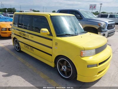 Scion Xb 2005