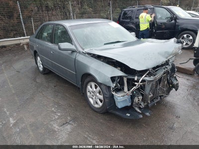TOYOTA AVALON 2004