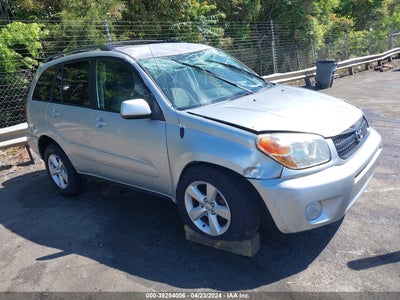 TOYOTA RAV4 2005