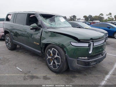 Rivian R1s 2023