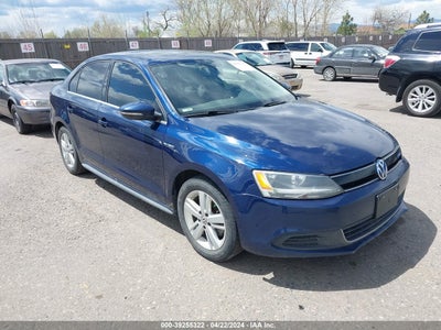 VOLKSWAGEN JETTA HYBRID 2013
