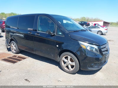 Mercedes-benz Metris 2017