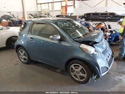 SCION IQ 2013