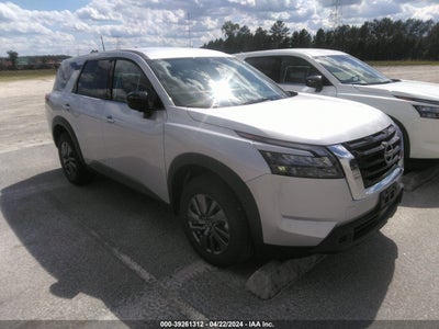 Nissan Pathfinder 2024