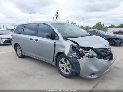 TOYOTA SIENNA 2013
