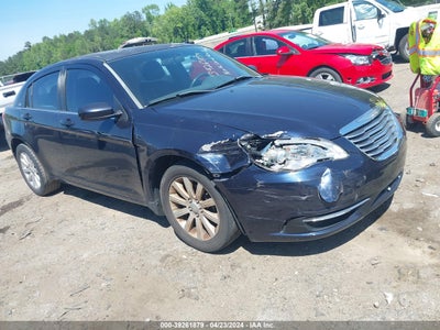 CHRYSLER 200 2011