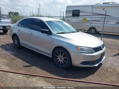 VOLKSWAGEN JETTA 2011
