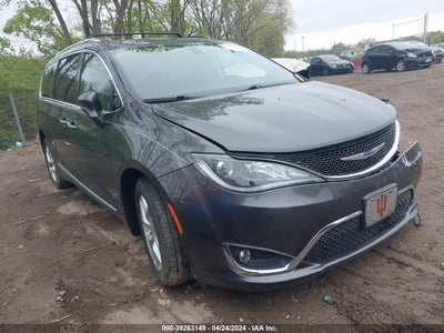 CHRYSLER PACIFICA 2018