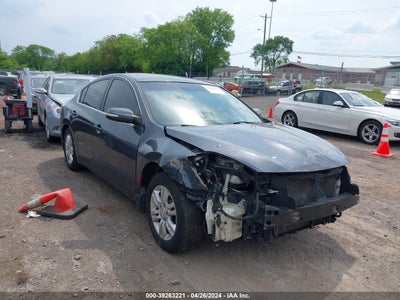 Nissan Altima 2012