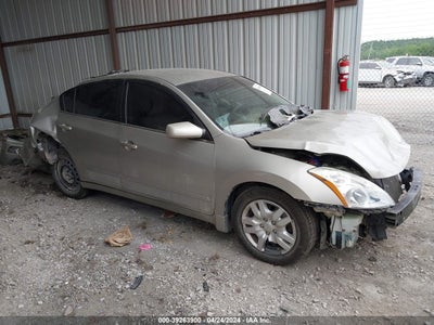 NISSAN ALTIMA 2010