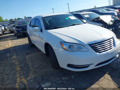 CHRYSLER 200 2012