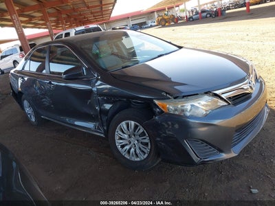 TOYOTA CAMRY 2012