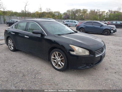 Nissan Maxima 2011