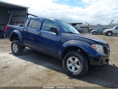 NISSAN FRONTIER 2011