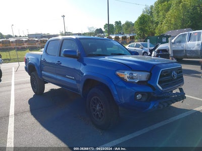 TOYOTA TACOMA 2017