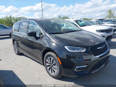 Chrysler Pacifica 2024