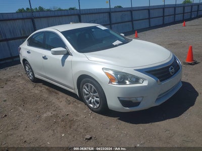 NISSAN ALTIMA 2015