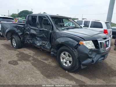 NISSAN FRONTIER 2013