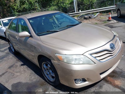 TOYOTA CAMRY 2011