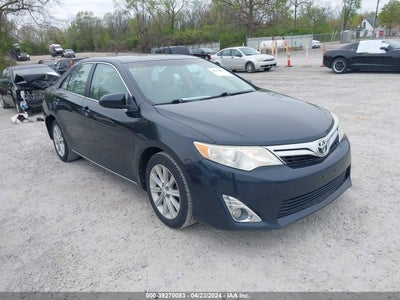 TOYOTA CAMRY 2012