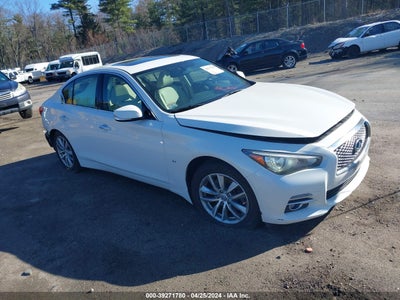 INFINITI Q50 2015
