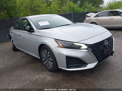 Nissan Altima 2024