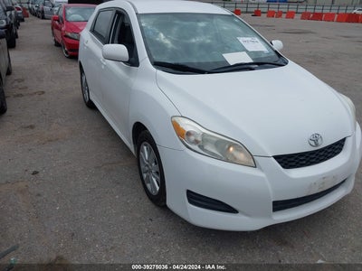 TOYOTA MATRIX 2010