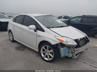 TOYOTA PRIUS 2013