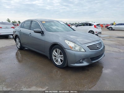 INFINITI G37 2011