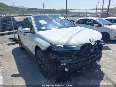 BMW IX 2024