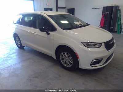 Chrysler Pacifica 2024