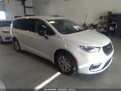 Chrysler Pacifica 2024