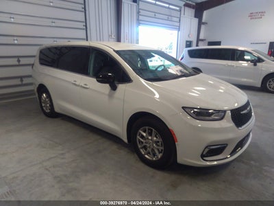 Chrysler Pacifica 2024