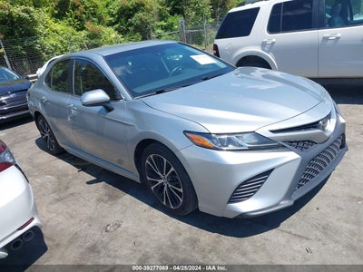 TOYOTA CAMRY 2018