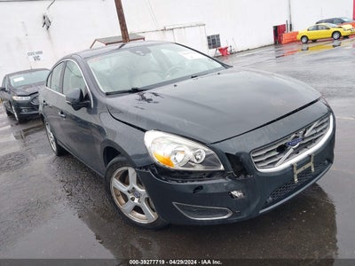 VOLVO S60 2012