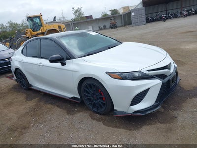 TOYOTA CAMRY 2020