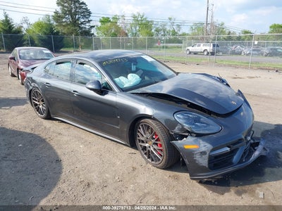 PORSCHE PANAMERA 2018