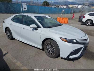 TOYOTA CAMRY 2023