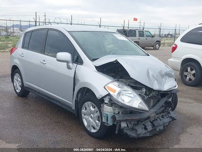 NISSAN VERSA 2010