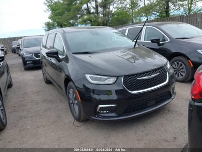 Chrysler Pacifica 2024
