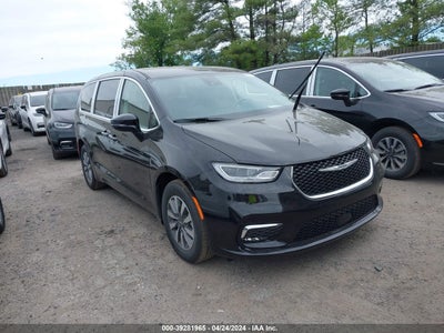 Chrysler Pacifica 2024
