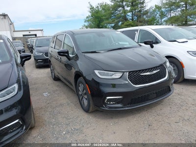 Chrysler Pacifica 2024