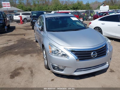 NISSAN ALTIMA 2015