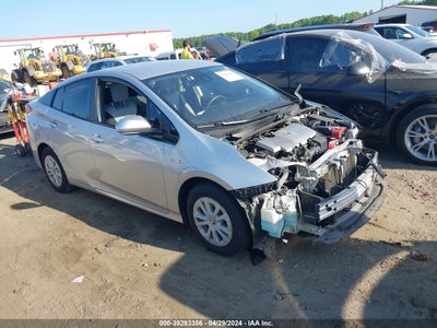 TOYOTA PRIUS 2019