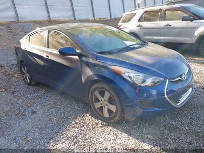 HYUNDAI ELANTRA 2013